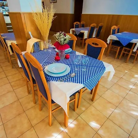 Twin Starigrad 6634f 3* Starigrad Paklenica